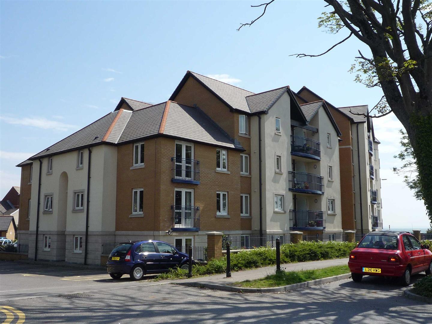 Morgan Court, St Helens, Swansea, SA1 3UP